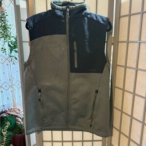 Ascend Men's Gray and Blue Softshell Fleece Vest - Zip Front